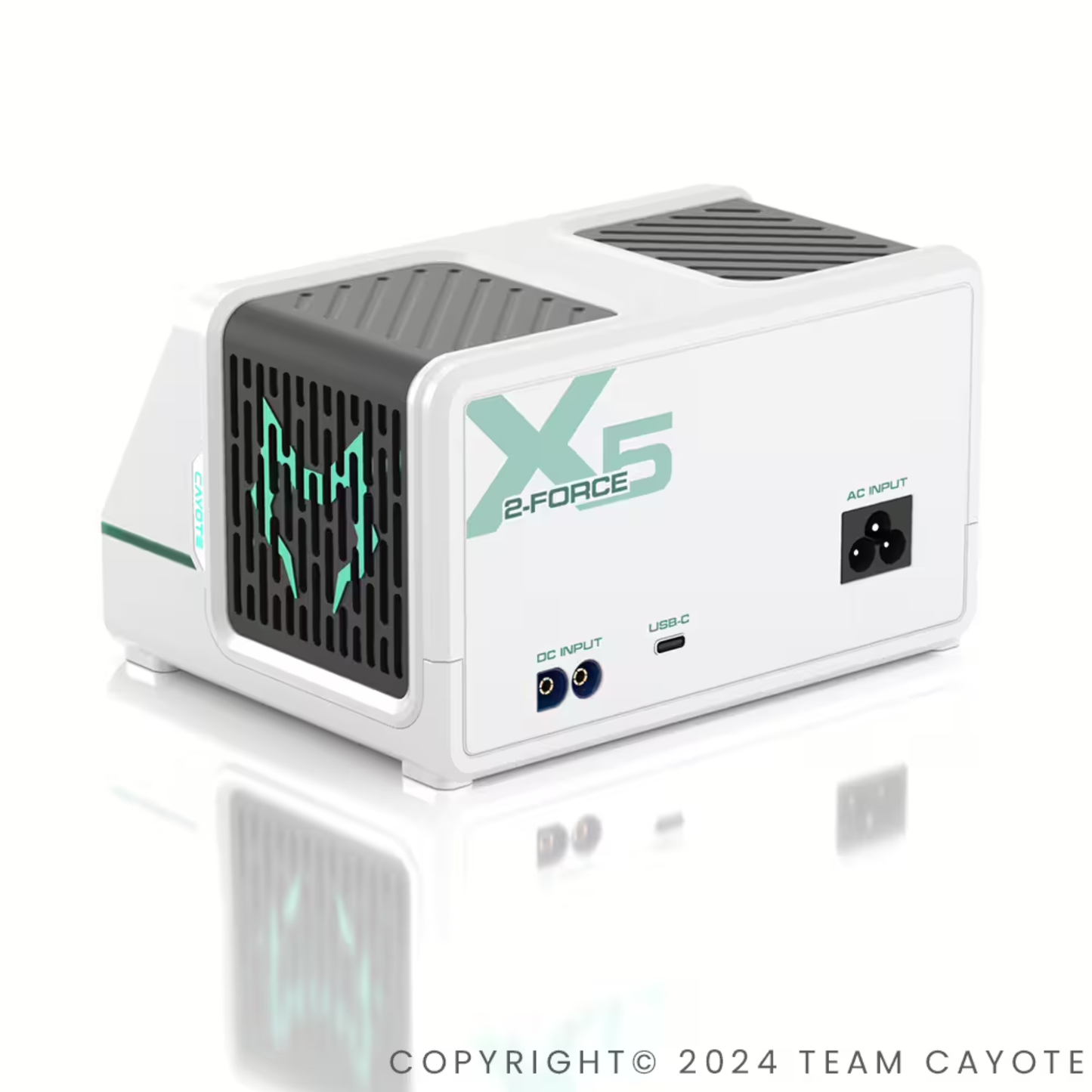 CAYOTE 2-Force X5 Charger (EU Version) incl. 2 XT90 Charging Leads